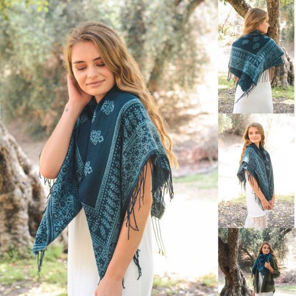 Moroccan Border Square Blanket Scarf - Picture 1 of 9